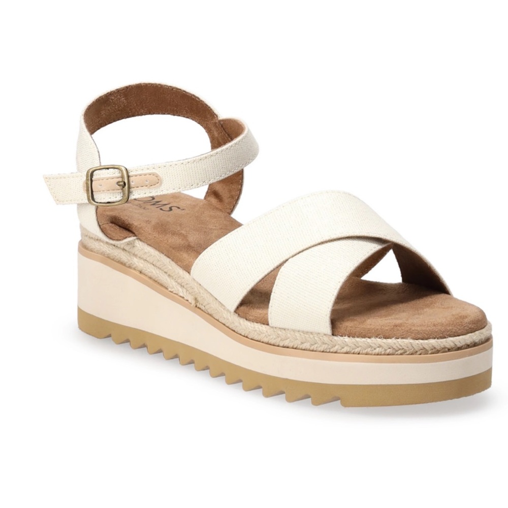 TOMS Noelani sandal size 8.5